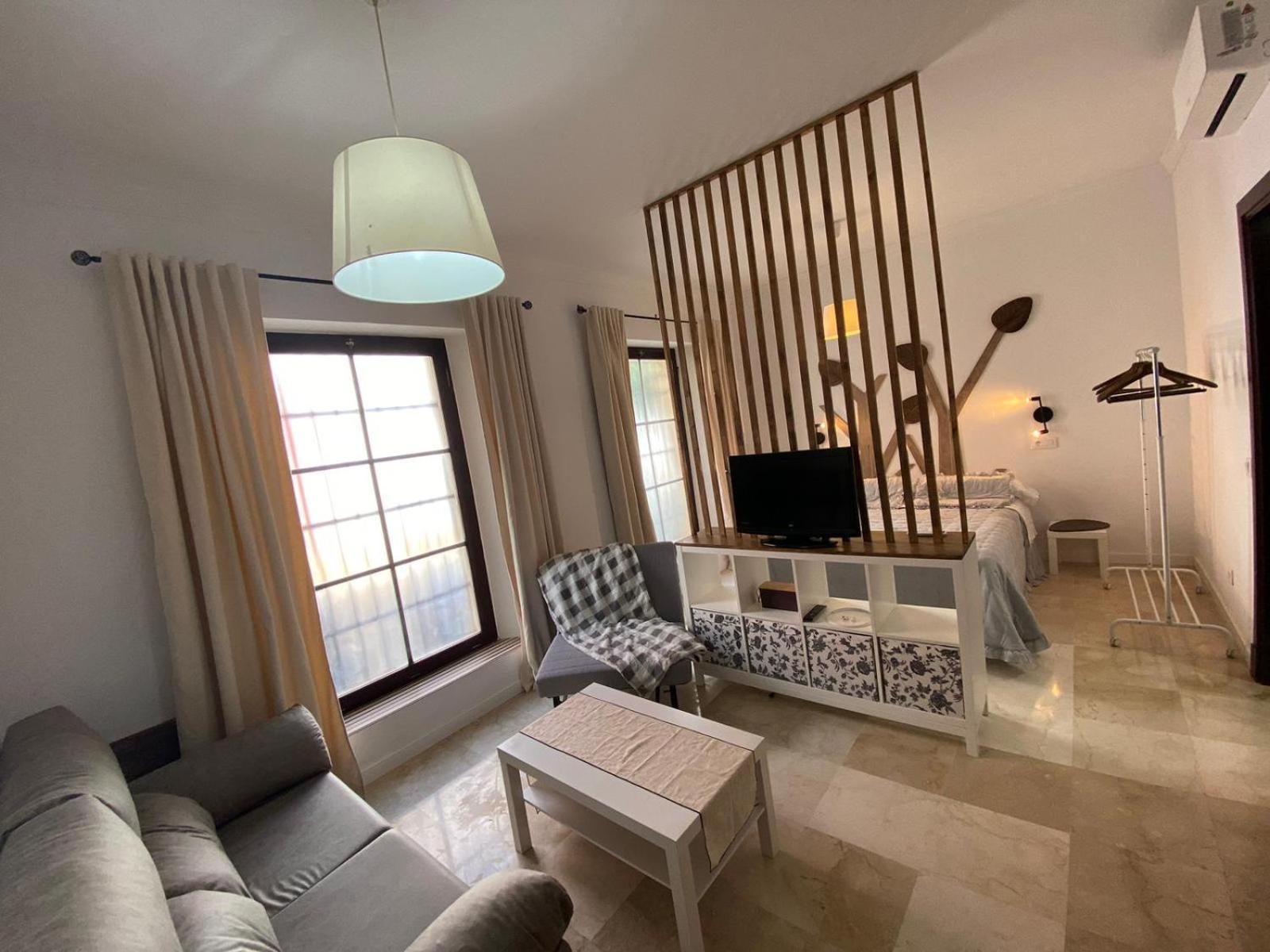 La Marchena Apartment เฮเรซ เด ลาฟรอนเตรา ภายนอก รูปภาพ